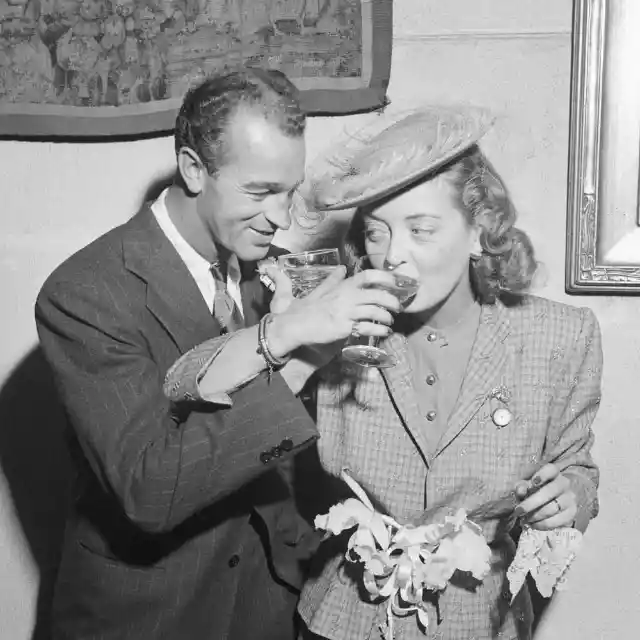 #29. Bette Davis and William Grant Sherry’s Marriage, 1945