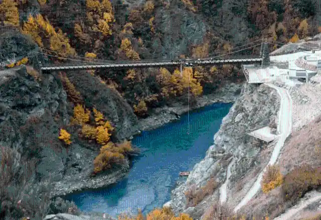Go Bungee Jumping In New Zealand