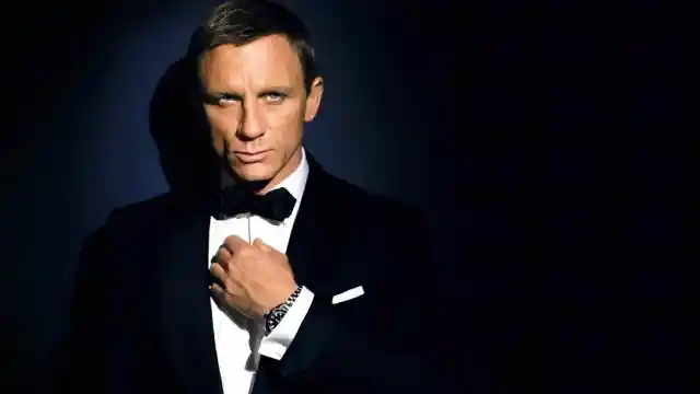 #12. Daniel Craig Blondet Bond