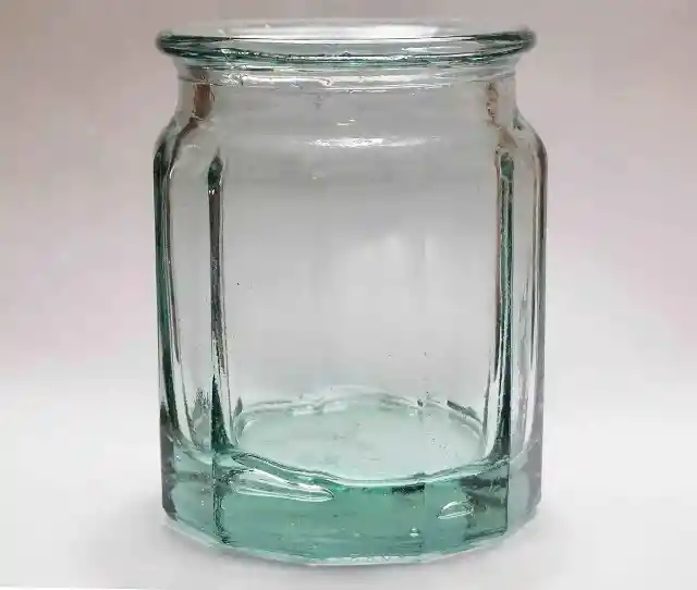 #18. Glass is a high viscosity liquid