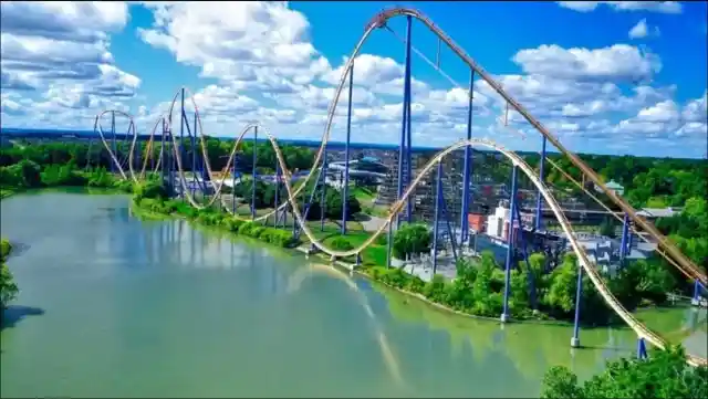 Best 25 Roller Coasters Around The World That Will Take Your Breath Away