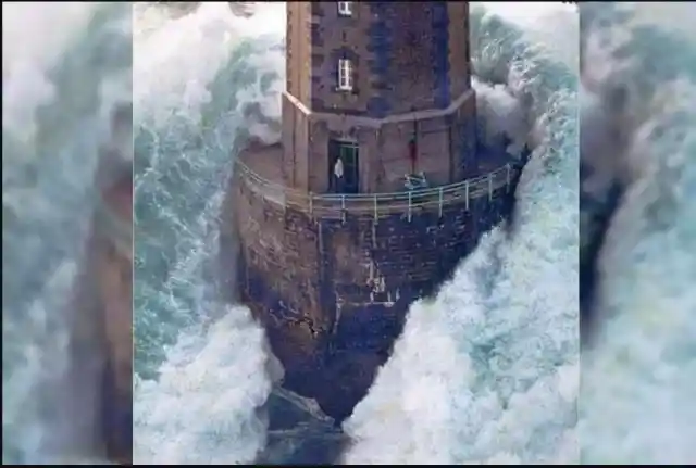 The Waves at the Lighthouse