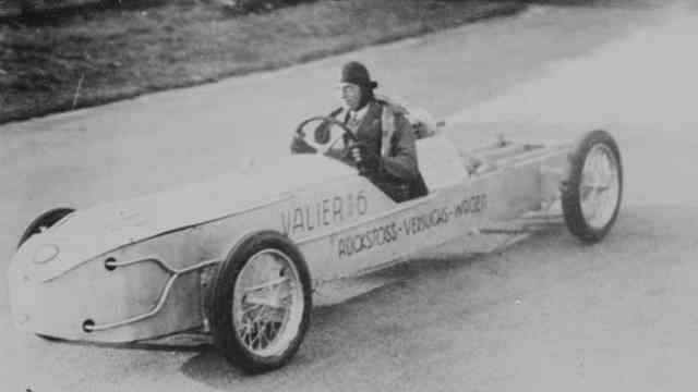 Max Valier&rsquo;s Rocket-Powered Car