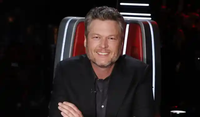 #1. Blake Shelton LOVES Animals