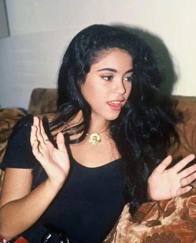 Young Shakira