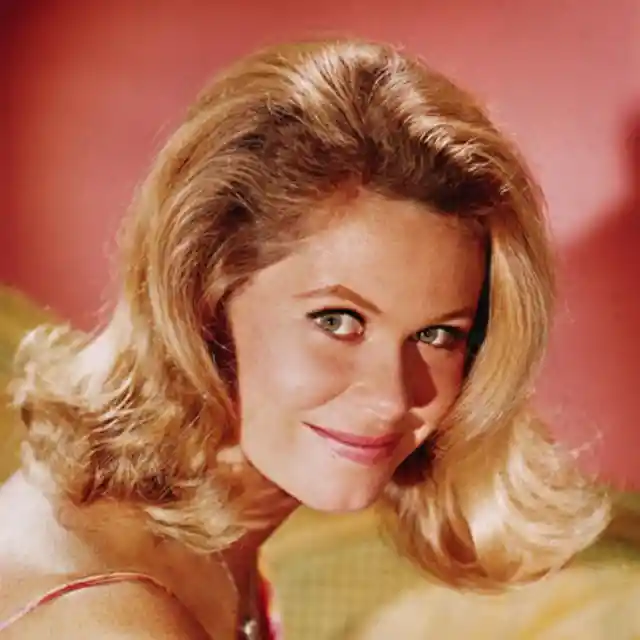 The Most Popular '60s Hairstyles That Defined The Decade