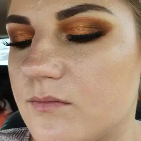 Cakey Makeup