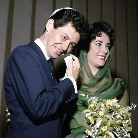 #5. Elizabeth Taylor and Eddie Fisher’s Marriage, 1959